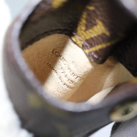 LOUIS VUITTON Monogram Etui Lunette PM Glasses Case M66545 LV Auth yk11856 - Picture 9 of 14